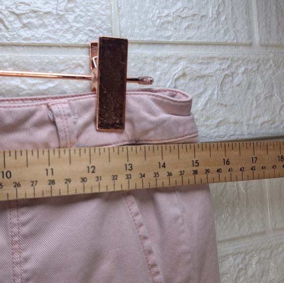 296-Sanctuary Pink Cargo Pants - Picture 4 of 5